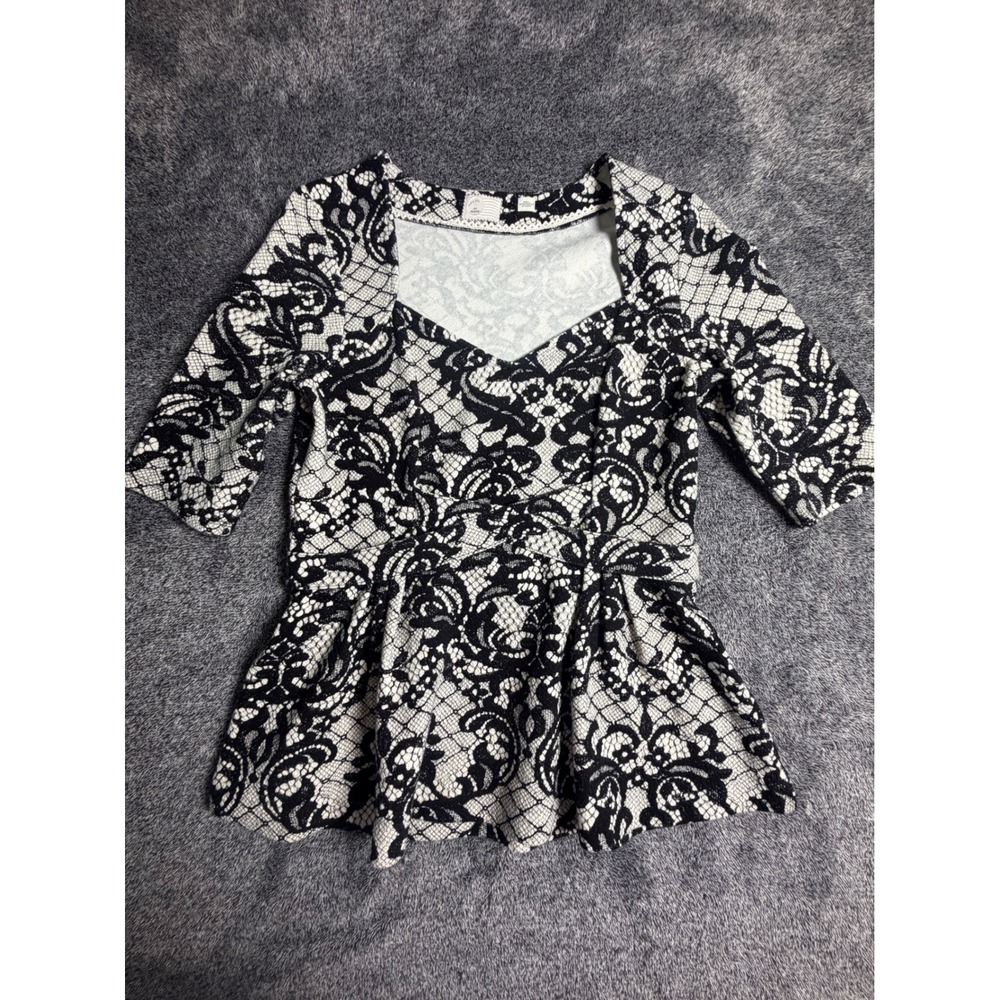 Anthropologie Postmark Black White Lace Print Peplum Top Sweetheart Neck M